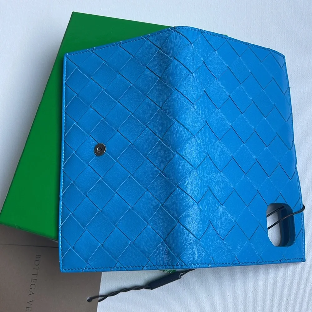 NWT BOTTEGA VENETA WOVEN LEATHER BLUE iPHONE 11 CASE WALLET WITH BOX AND BAG - Picture 15 of 16